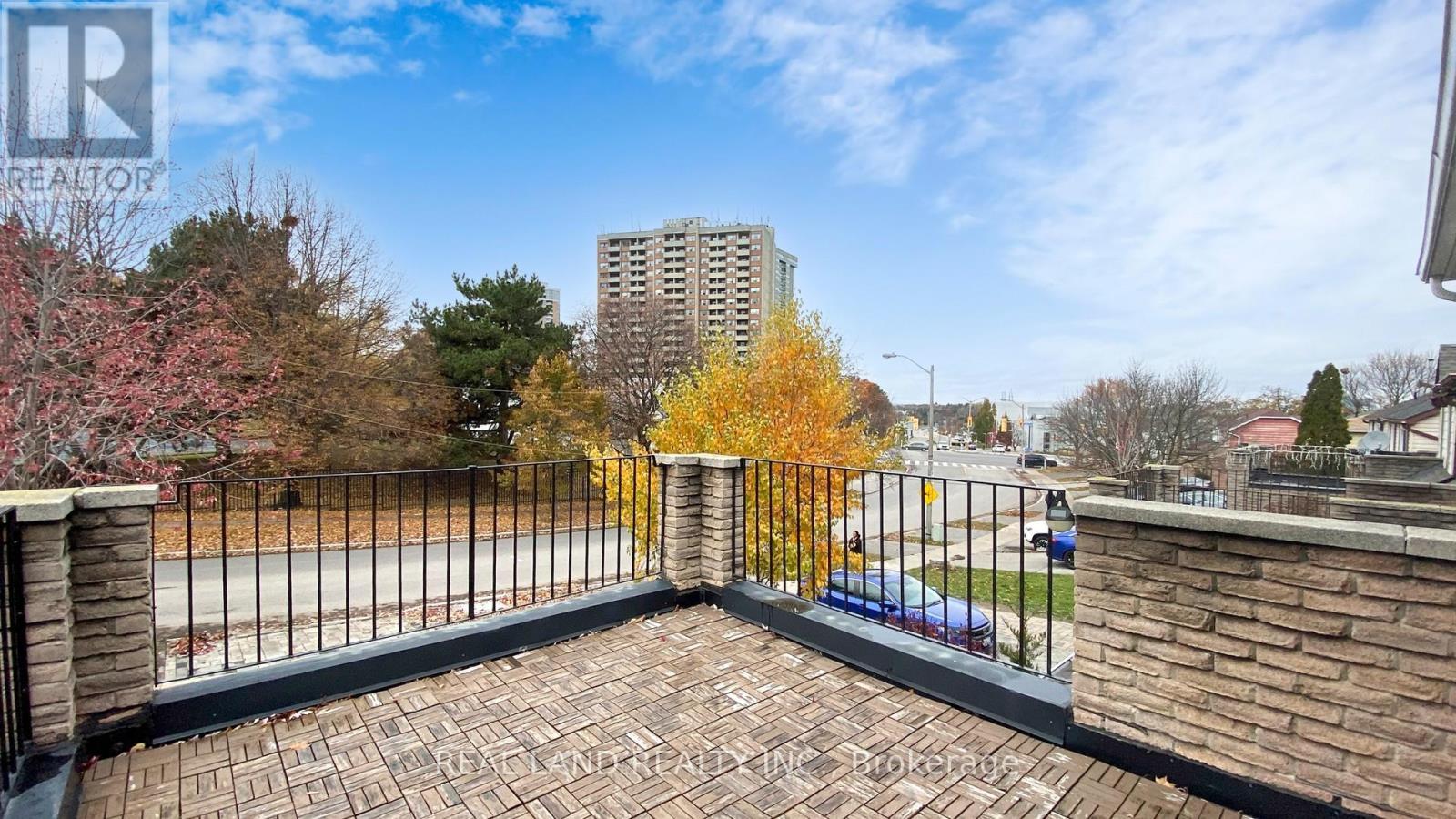 675 Seneca Hill Drive, Toronto, ON - Outdoor
