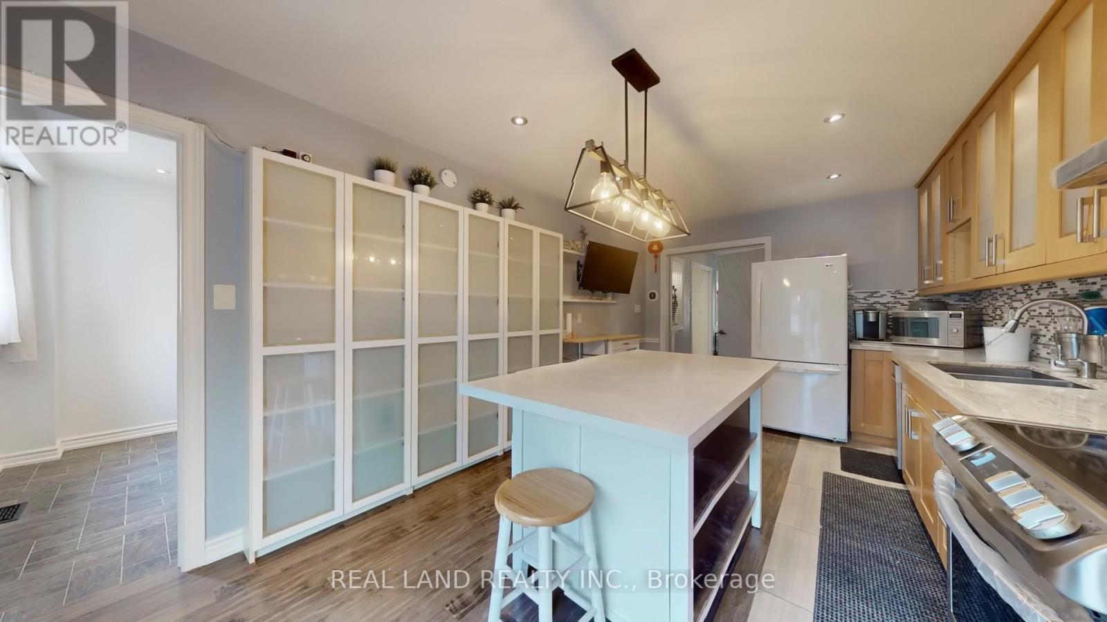 675 Seneca Hill Drive, Toronto, ON - Indoor Photo Showing Kitchen