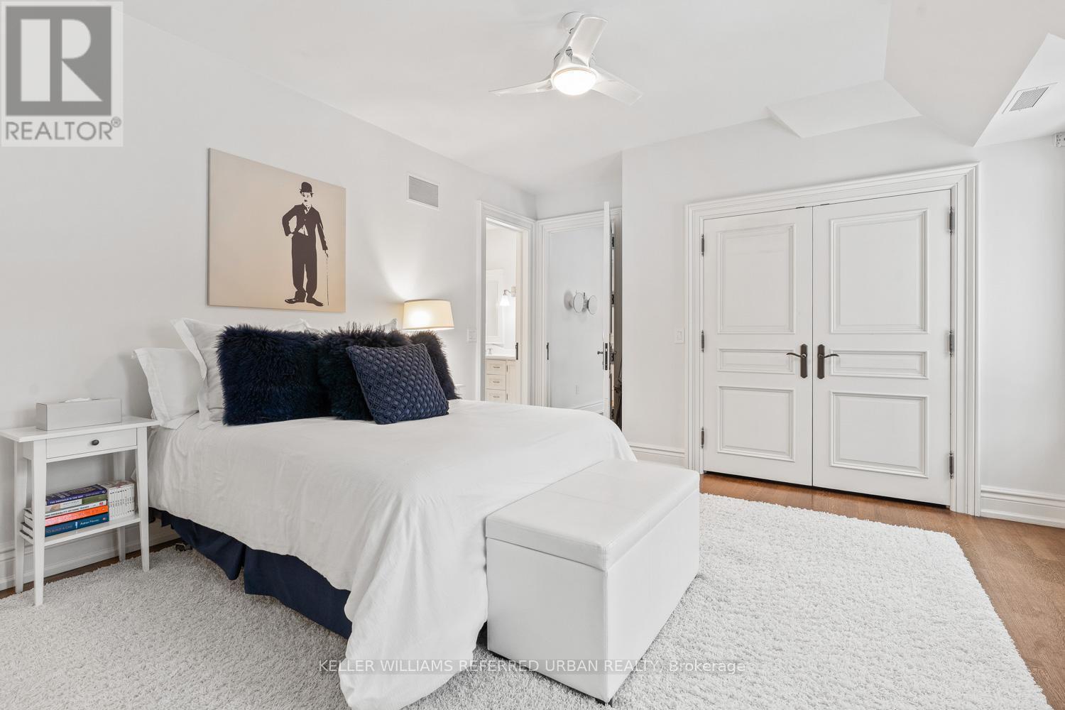 6 Bayview Wood, Toronto, ON - Indoor Photo Showing Bedroom