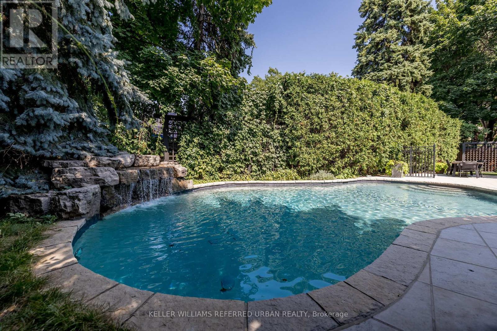 6 Bayview Wood, Toronto, ON - Outdoor With In Ground Pool