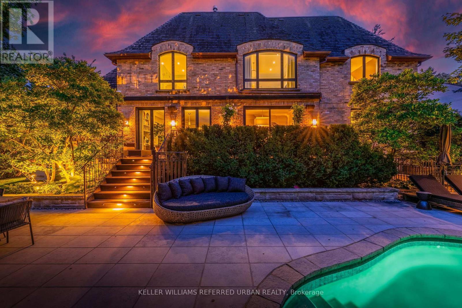 6 Bayview Wood, Toronto, ON - Outdoor With In Ground Pool With Backyard