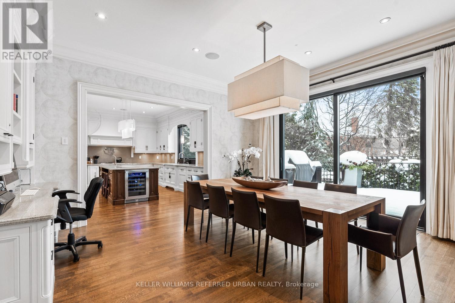 6 Bayview Wood, Toronto, ON - Indoor Photo Showing Dining Room