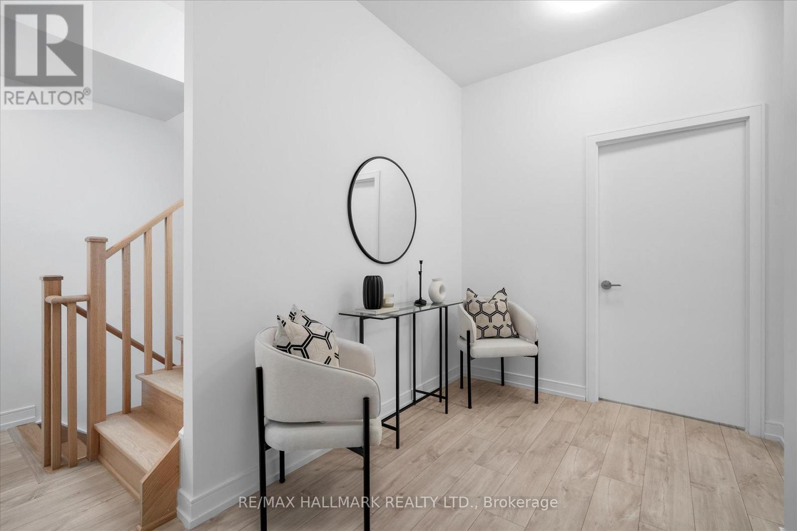 3 - 170 Clonmore Avenue, Toronto, ON - Indoor Photo Showing Other Room