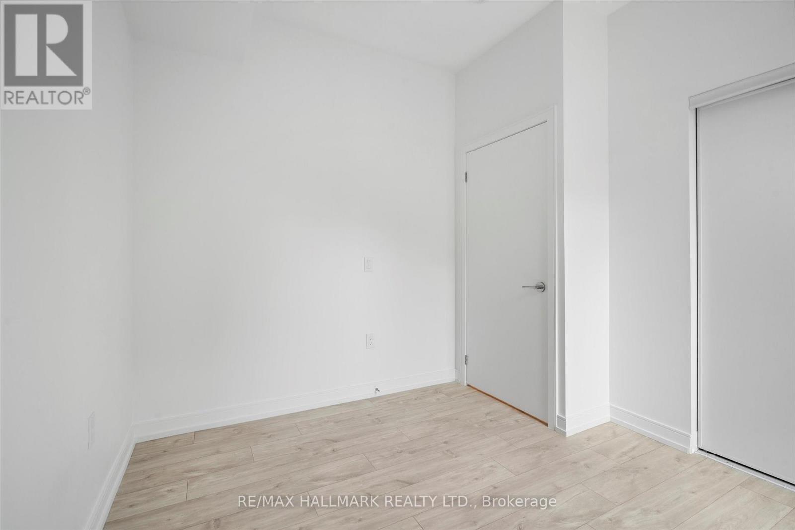 3 - 170 Clonmore Avenue, Toronto, ON - Indoor Photo Showing Other Room