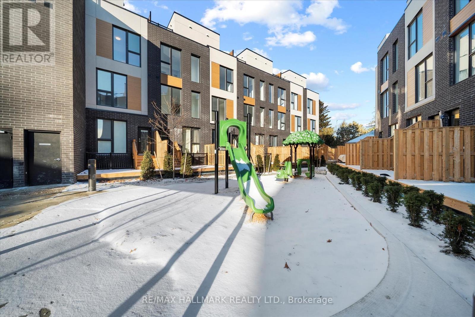 3 - 170 Clonmore Avenue, Toronto, ON - Outdoor With Facade