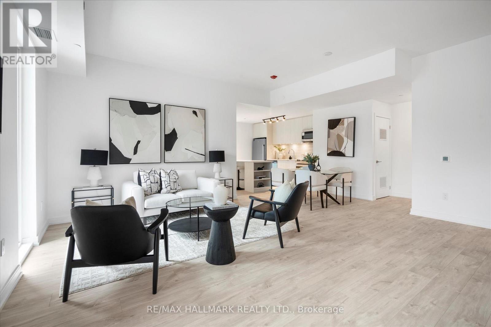 3 - 170 Clonmore Avenue, Toronto, ON - Indoor