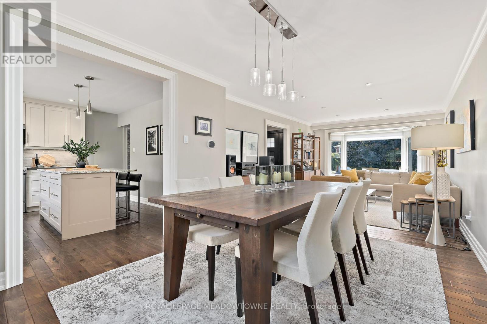 25 Hillside Drive, Halton Hills, ON - Indoor Photo Showing Dining Room