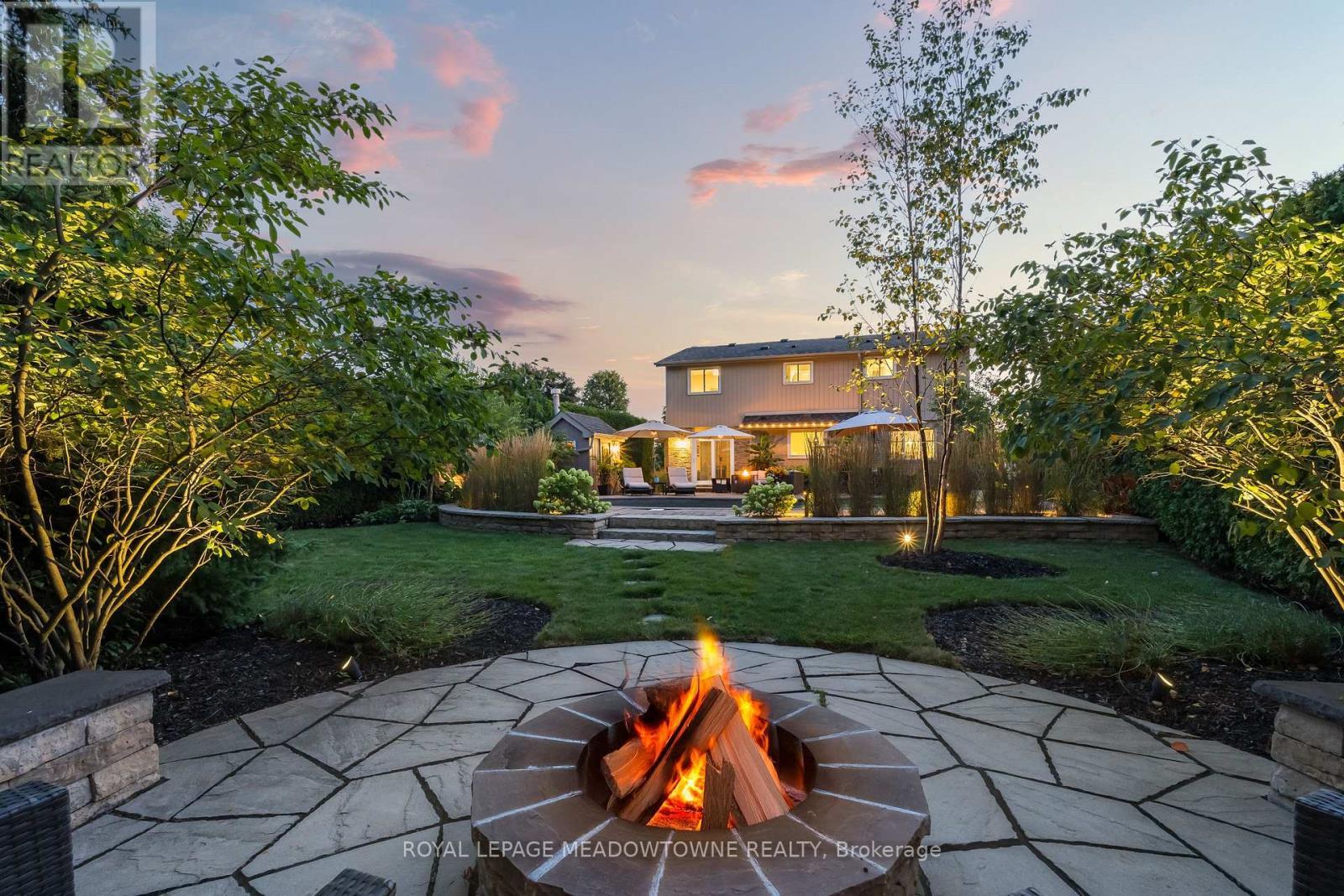 25 Hillside Drive, Halton Hills, ON - Outdoor With Deck Patio Veranda With Backyard