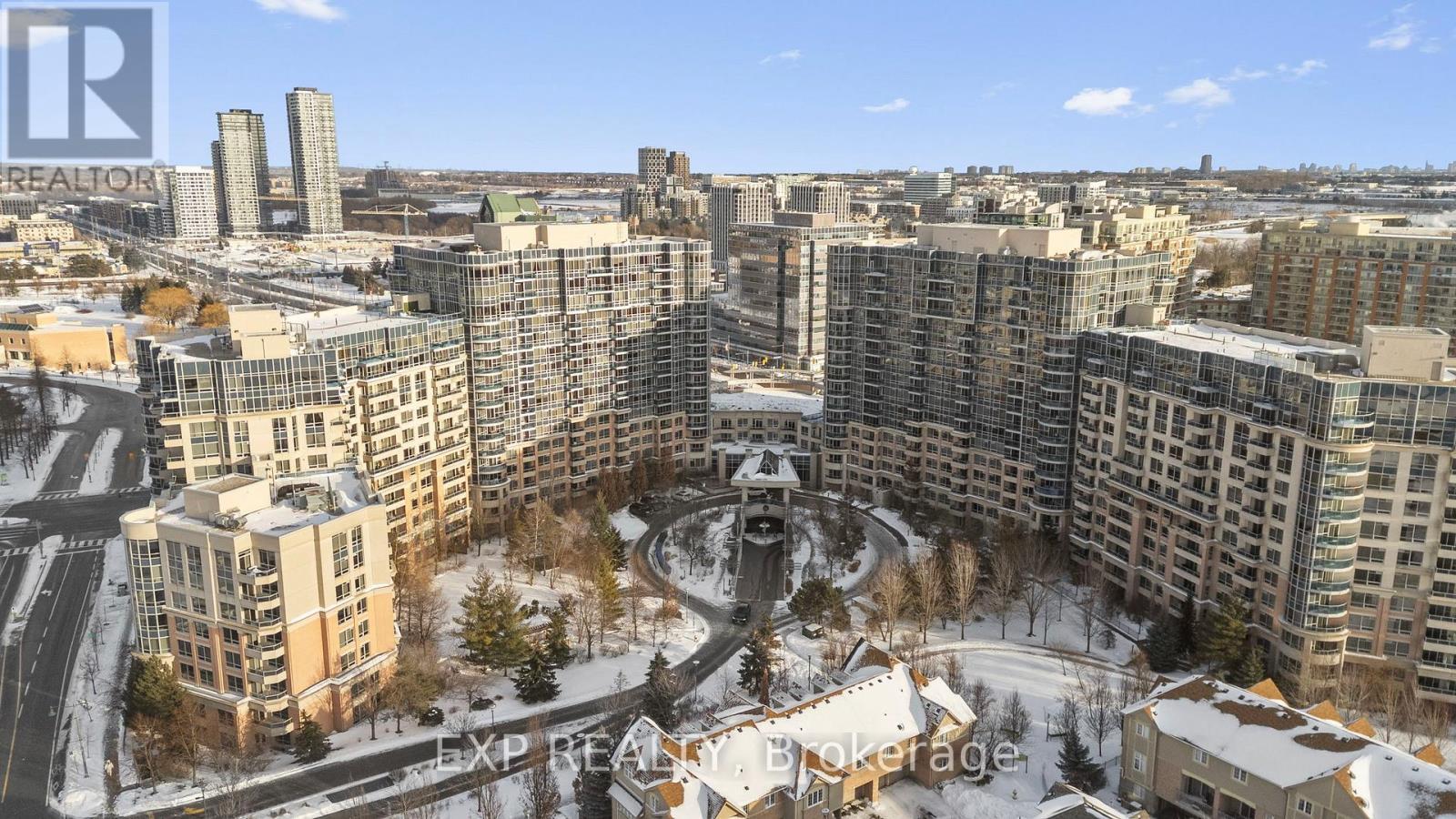 33 Cox Blvd - 928 - 33 Cox Boulevard, Markham, ON - Outdoor With View