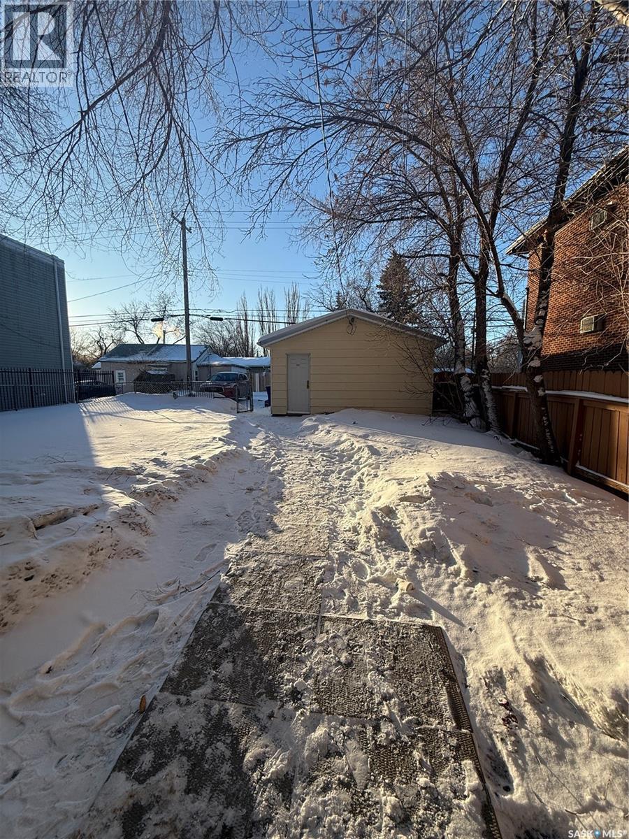 1705 20Th Street W, Saskatoon, SK - Outdoor