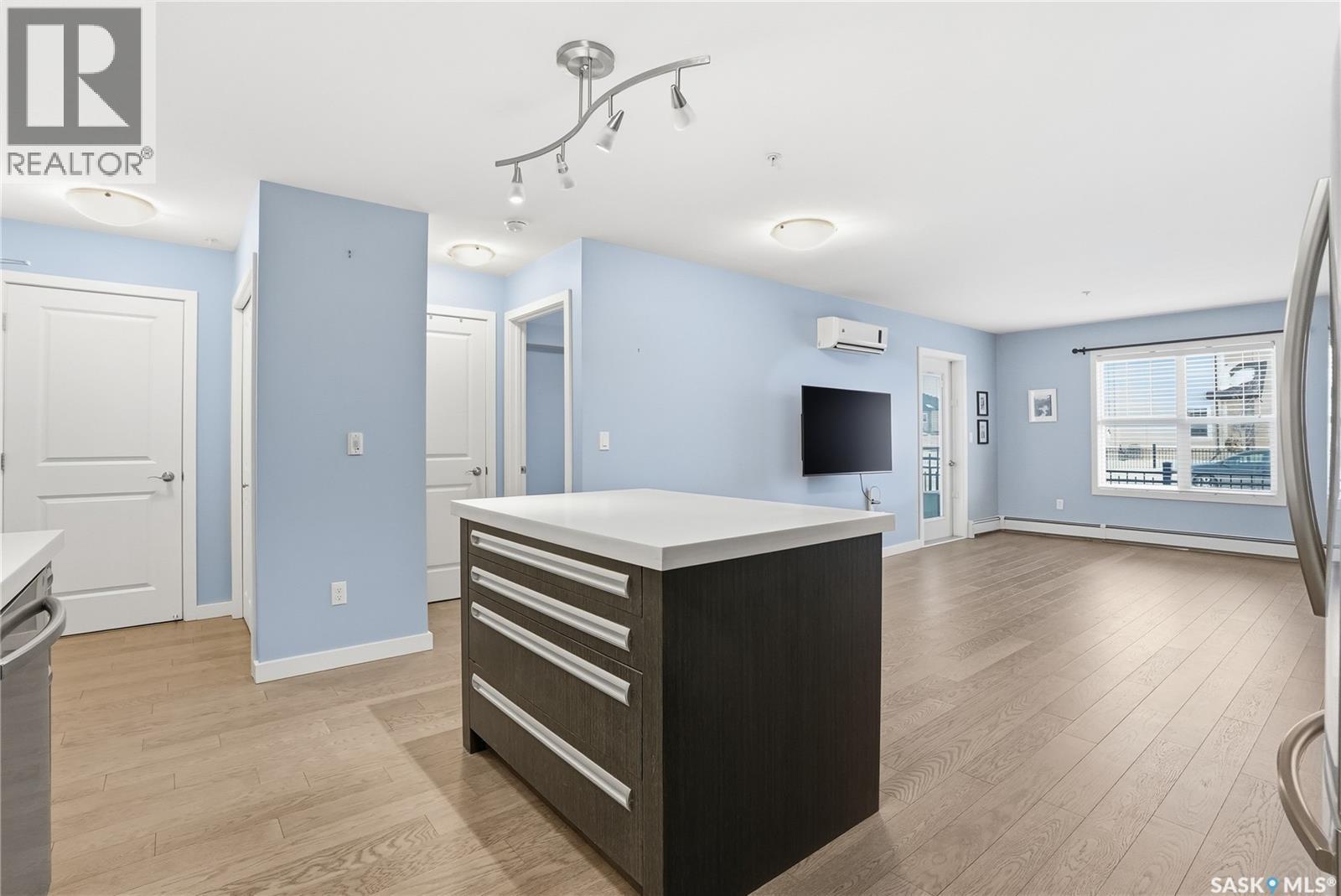 106 211 Ledingham Street, Saskatoon, SK - Indoor