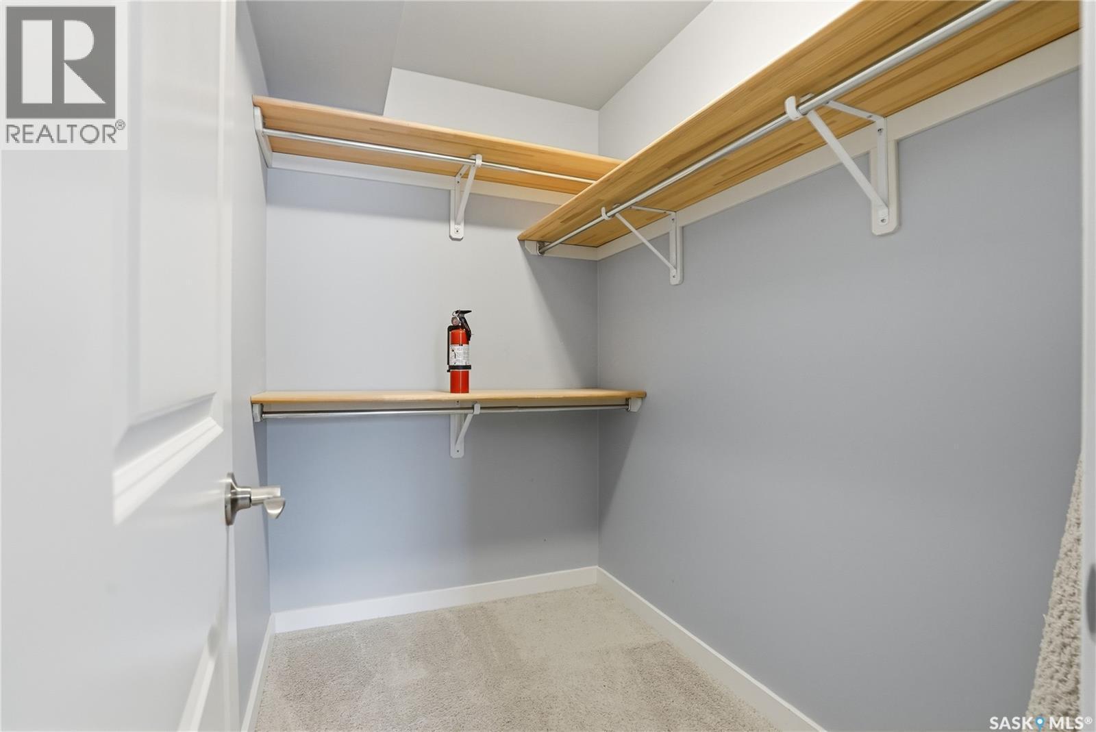 106 211 Ledingham Street, Saskatoon, SK - Indoor With Storage