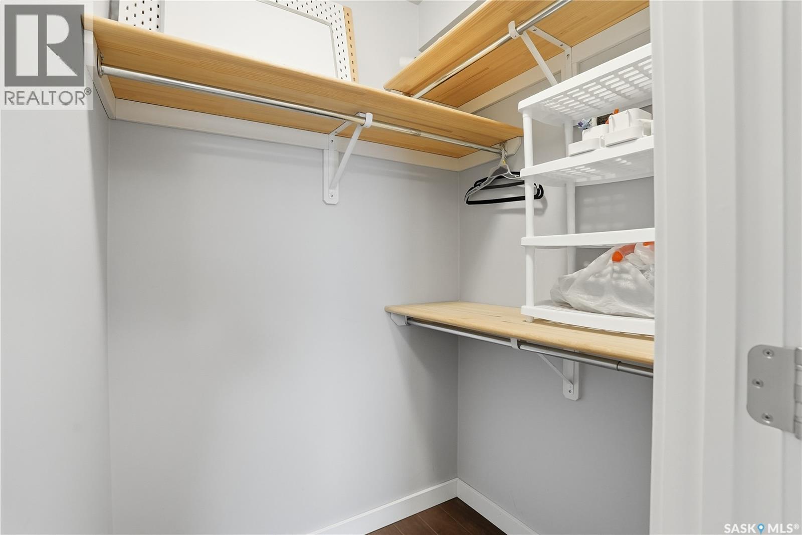 106 211 Ledingham Street, Saskatoon, SK - Indoor With Storage