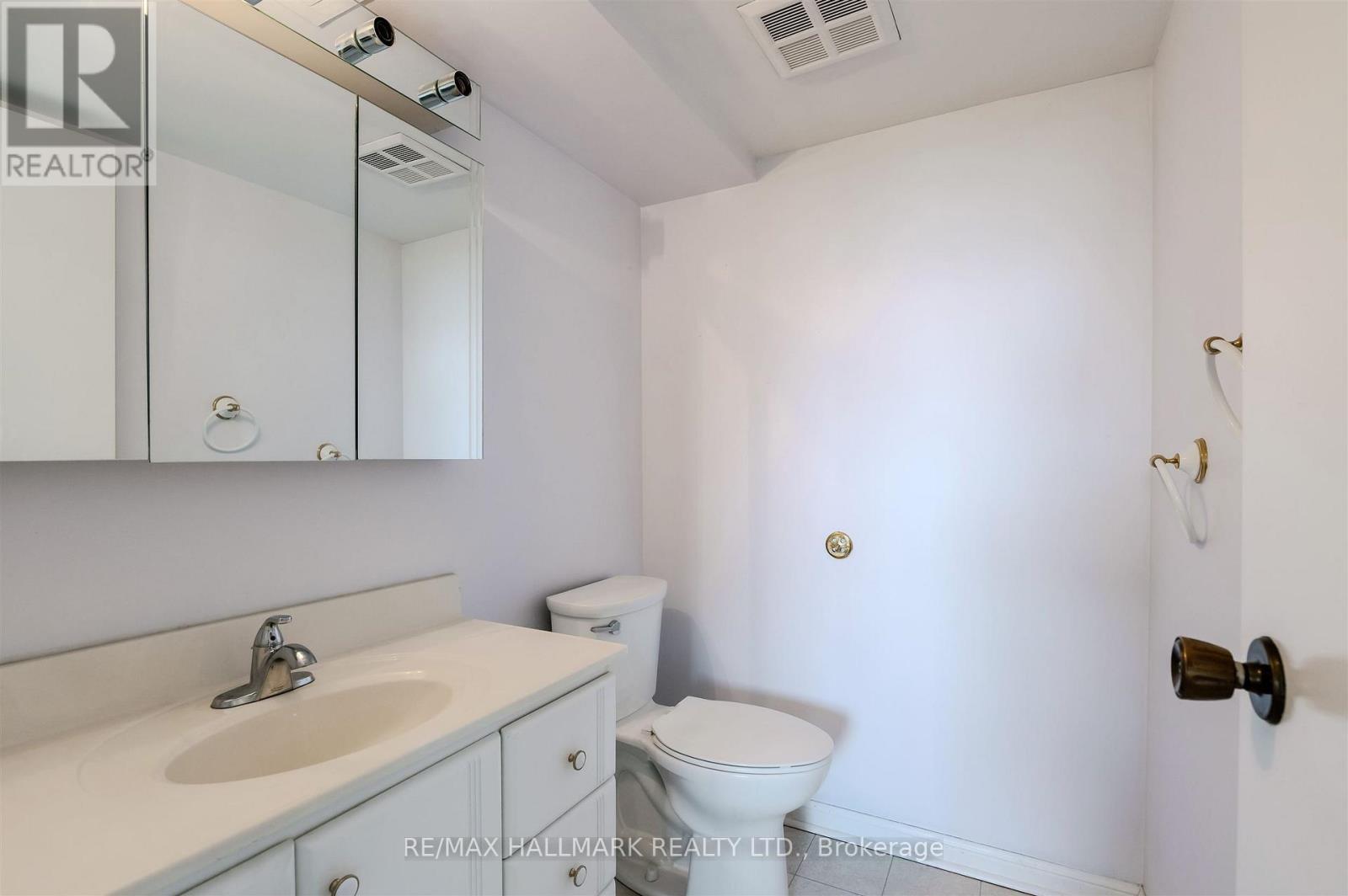 614 - 6500 Montevideo Road, Mississauga, ON - Indoor Photo Showing Bathroom