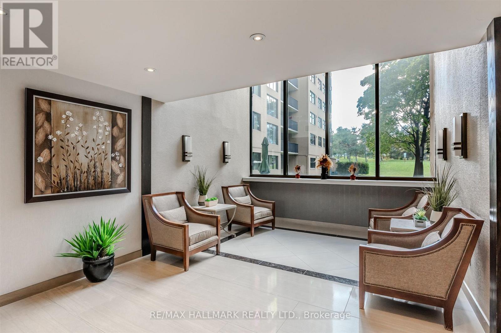 614 - 6500 Montevideo Road, Mississauga, ON - Indoor Photo Showing Other Room