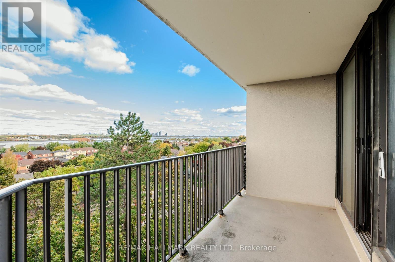 614 - 6500 Montevideo Road, Mississauga, ON - Outdoor With View With Exterior