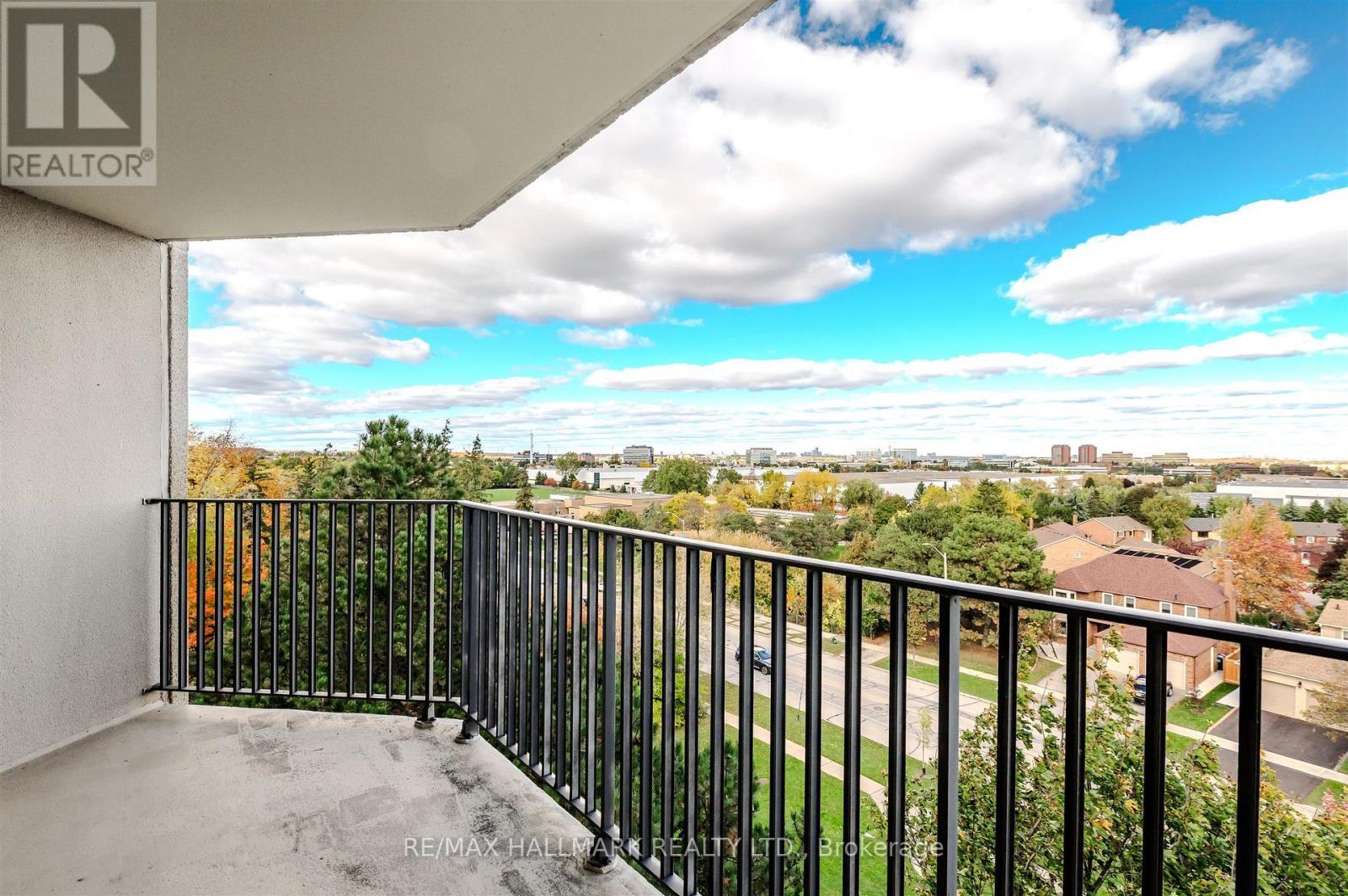 614 - 6500 Montevideo Road, Mississauga, ON - Outdoor With View With Exterior