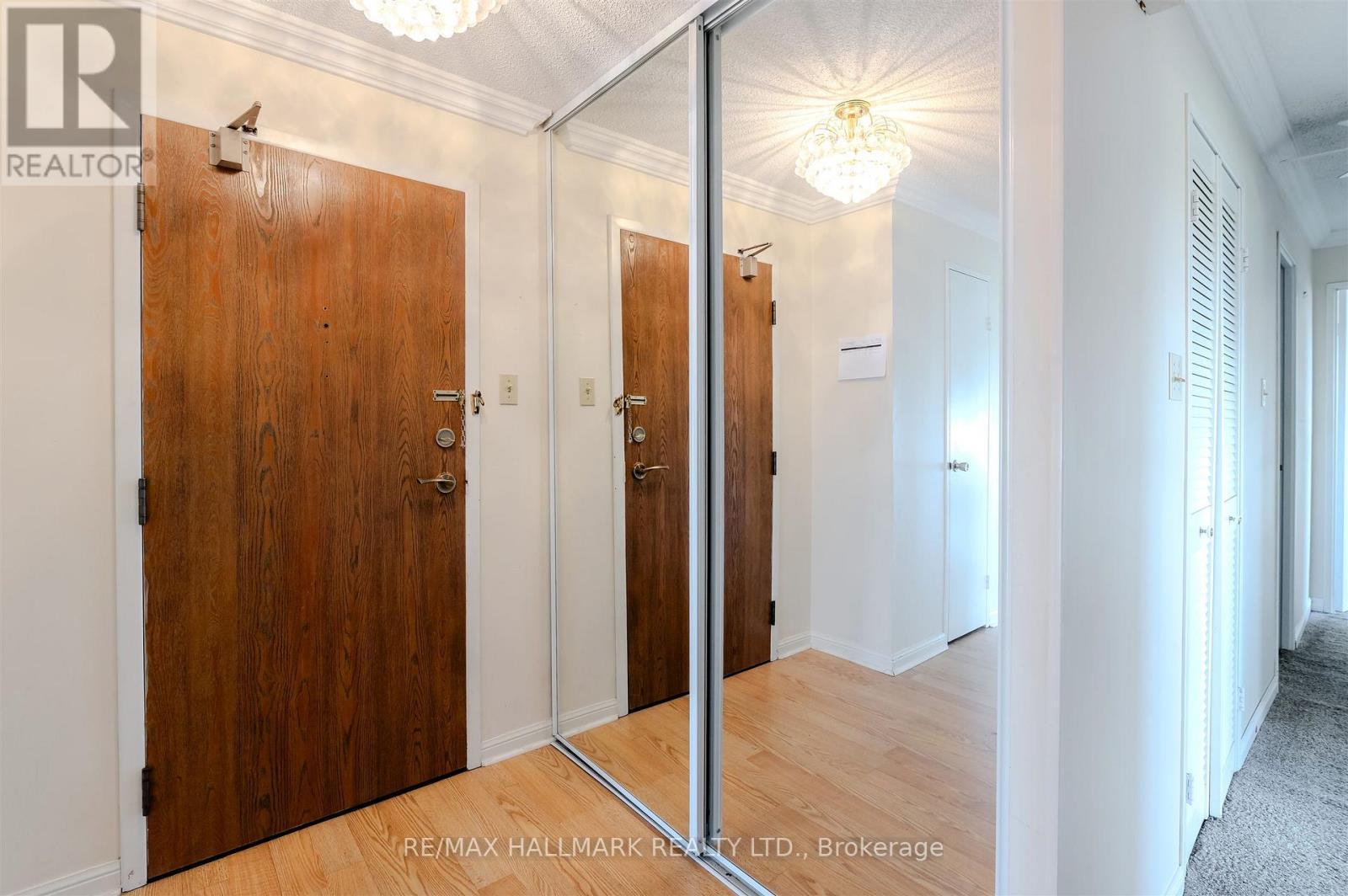 614 - 6500 Montevideo Road, Mississauga, ON - Indoor Photo Showing Other Room