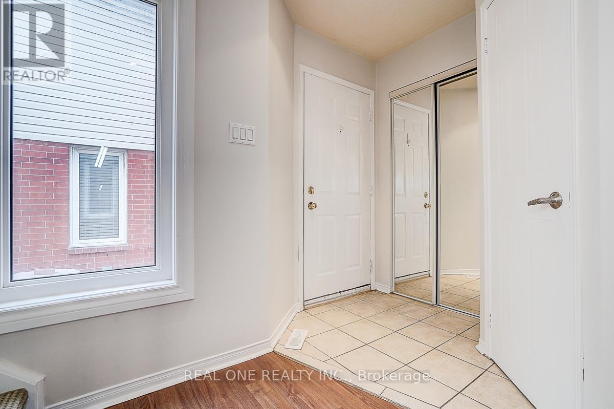 21 - 1485 Torrington Drive, Mississauga, ON - Indoor Photo Showing Other Room