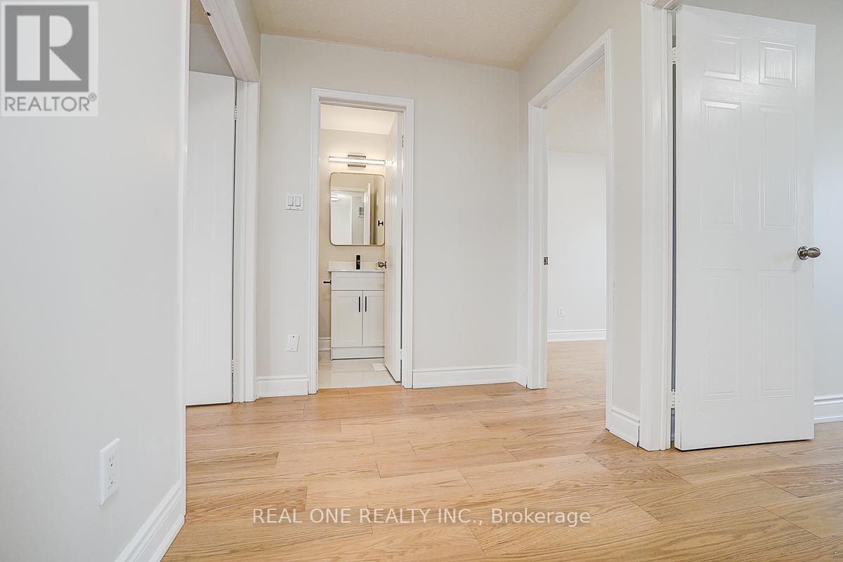 21 - 1485 Torrington Drive, Mississauga, ON - Indoor Photo Showing Other Room