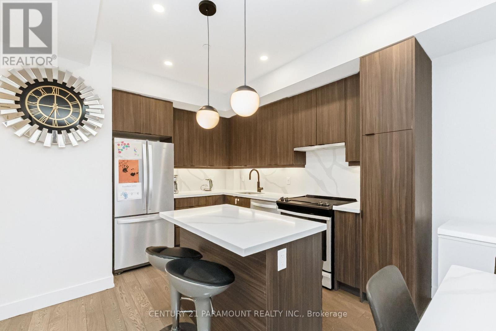 63 - 200 Malta Avenue, Brampton, ON - Indoor Photo Showing Kitchen With Upgraded Kitchen