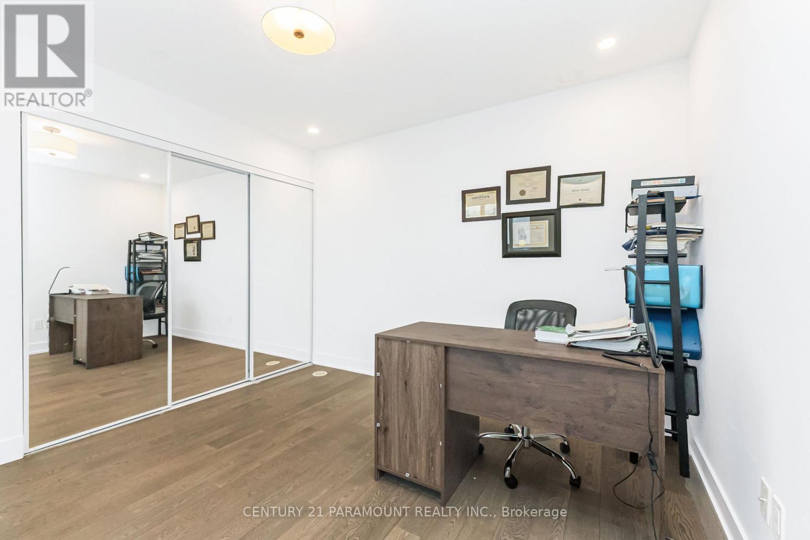 63 - 200 Malta Avenue, Brampton, ON - Indoor