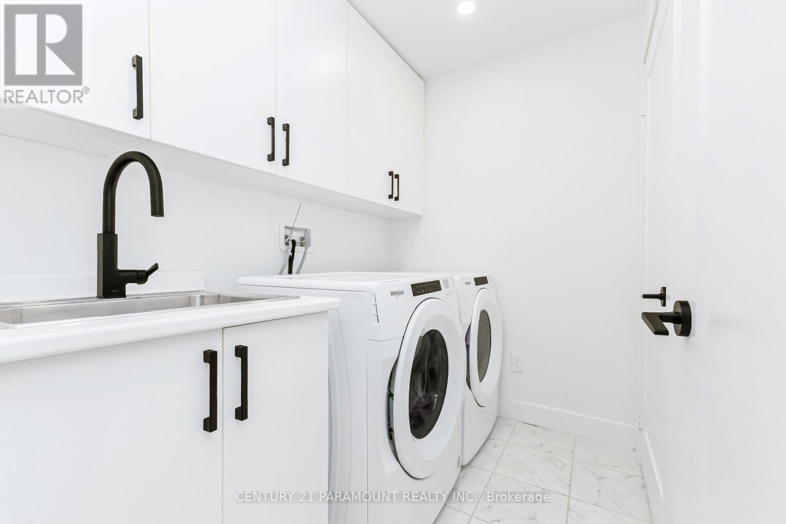 63 - 200 Malta Avenue, Brampton, ON - Indoor Photo Showing Laundry Room