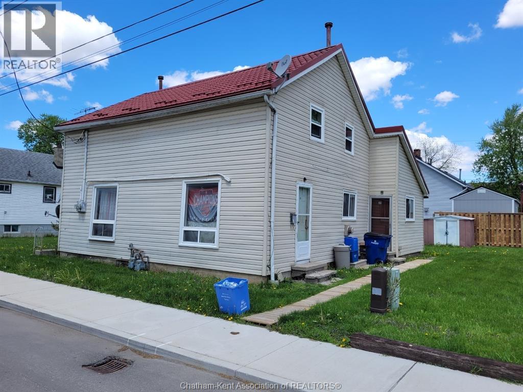 37/39 Kirk Street, Chatham, ON - Outdoor With Exterior