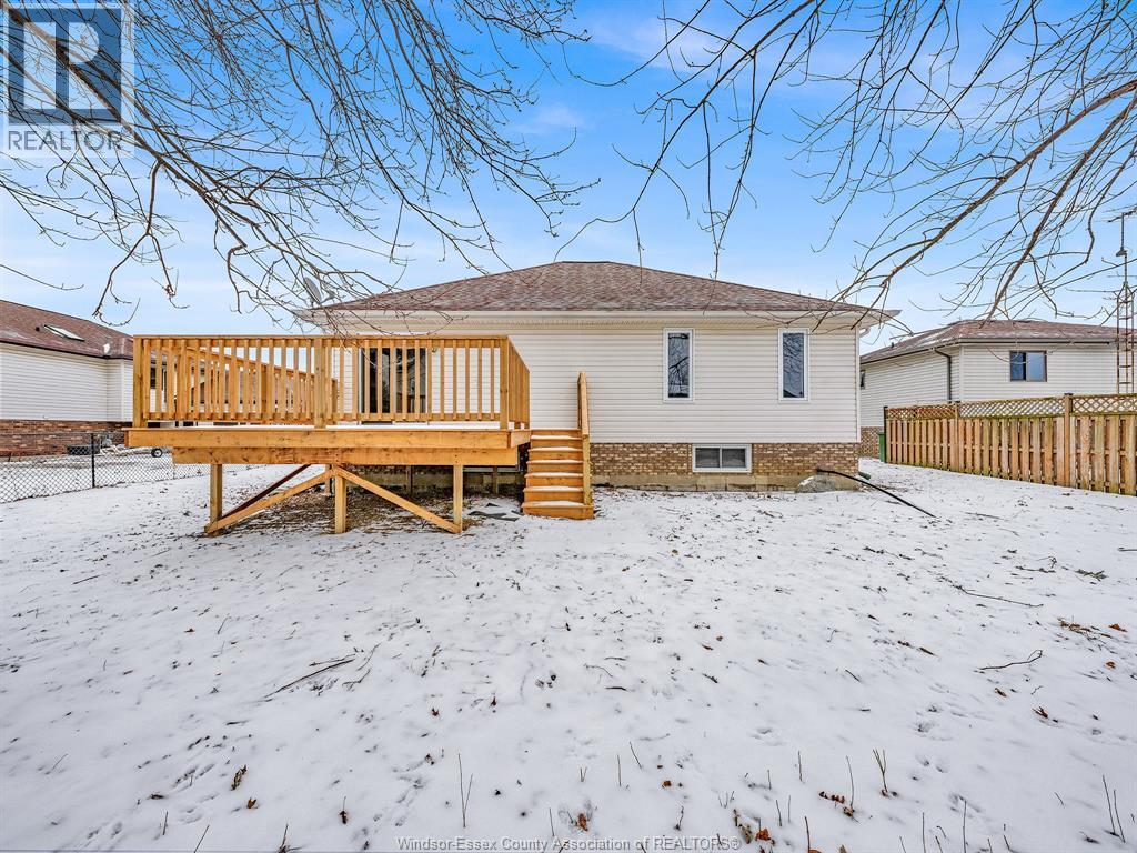 22 Golfway Drive, Essex, ON - Outdoor With Deck Patio Veranda