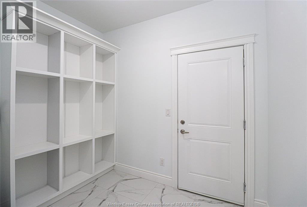 Lot 4 Oke, Lasalle, ON - Indoor