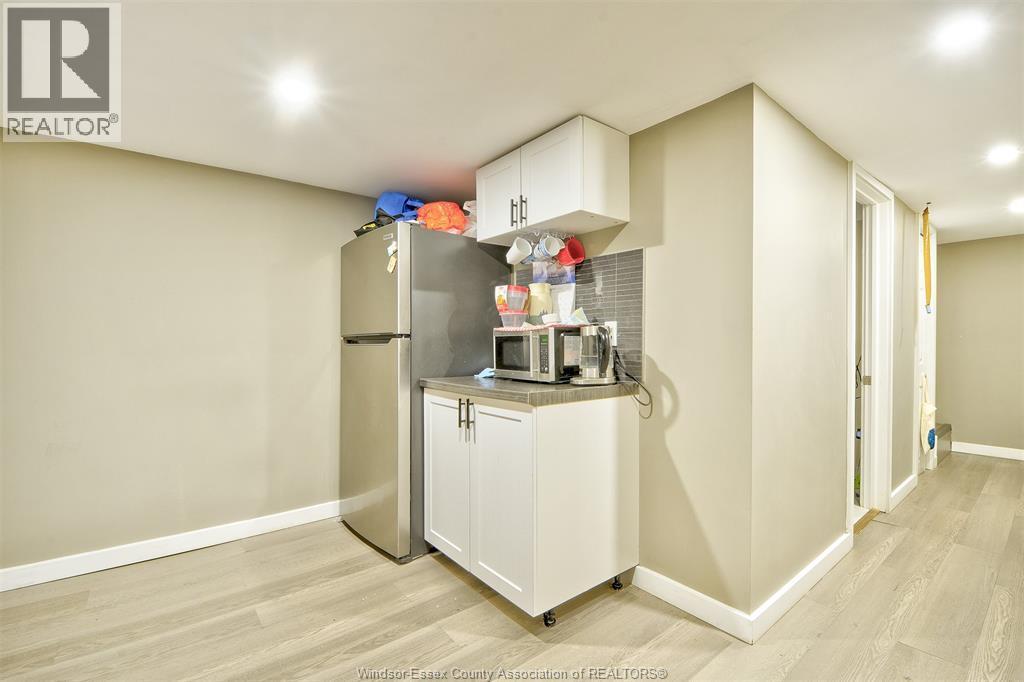 3264 Baby Street, Windsor, ON - Indoor