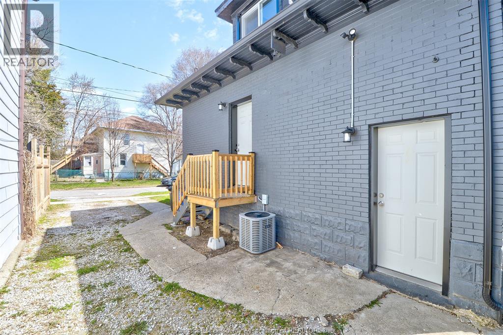 3264 Baby Street, Windsor, ON - Outdoor With Exterior