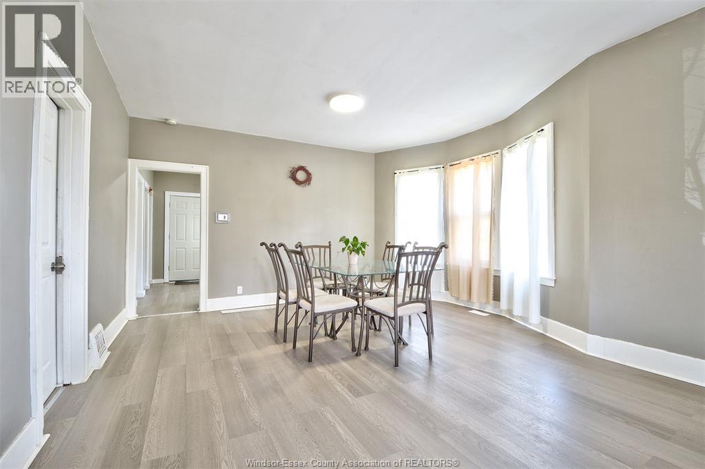 3264 Baby Street, Windsor, ON - Indoor Photo Showing Dining Room
