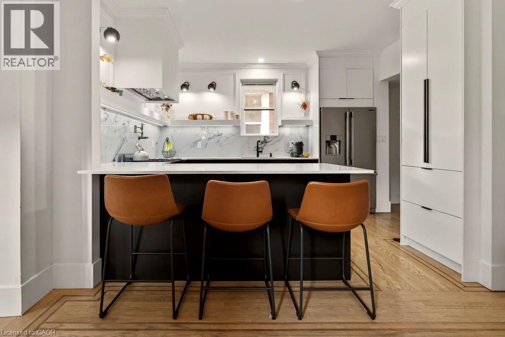 104 S Garfield Avenue S, Hamilton, ON - Indoor