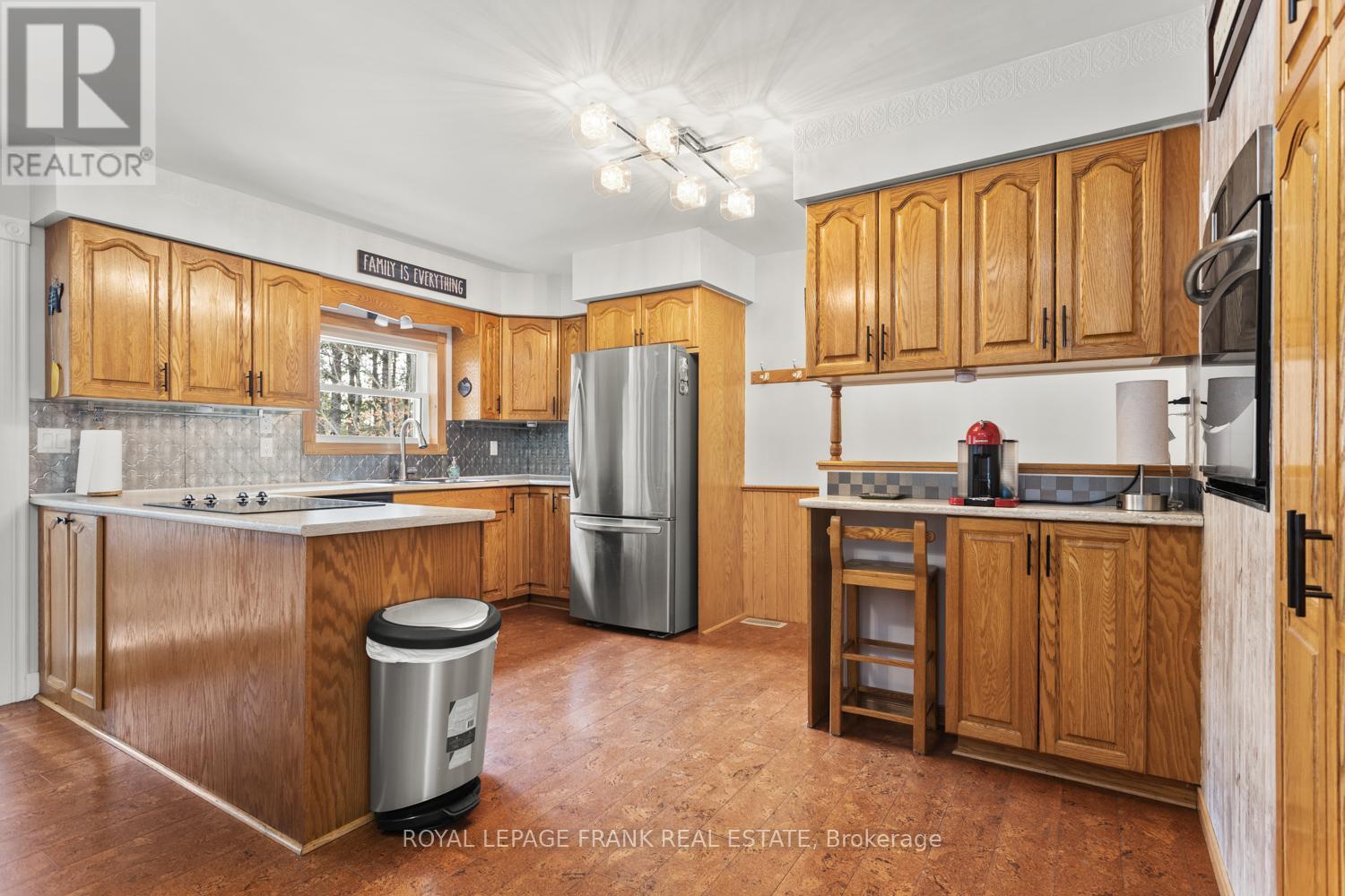 959 Bathurst 6 Concession, Tay Valley, ON - Indoor Photo Showing Kitchen