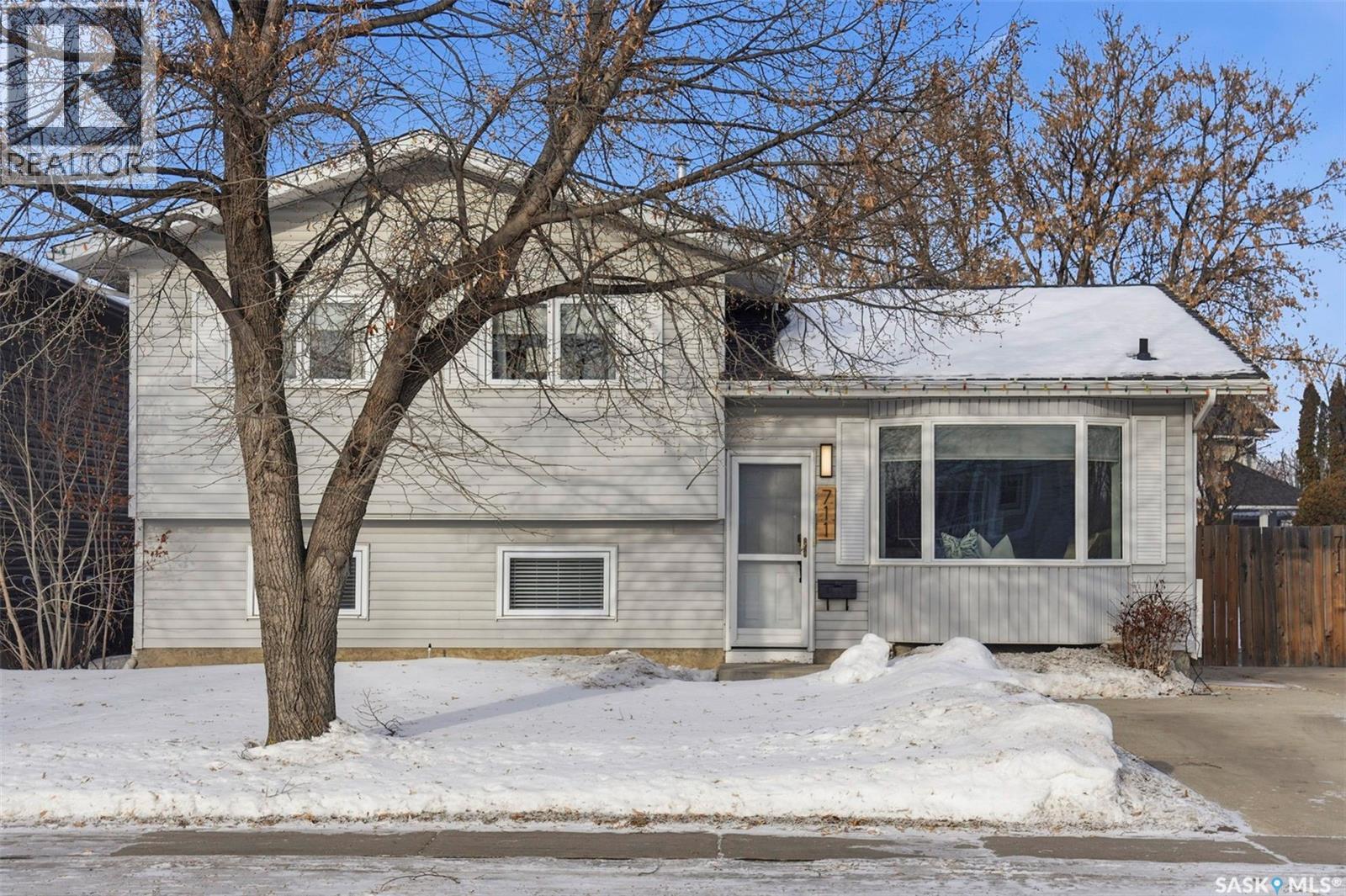 711 Kerr Road, Saskatoon, SK - Outdoor