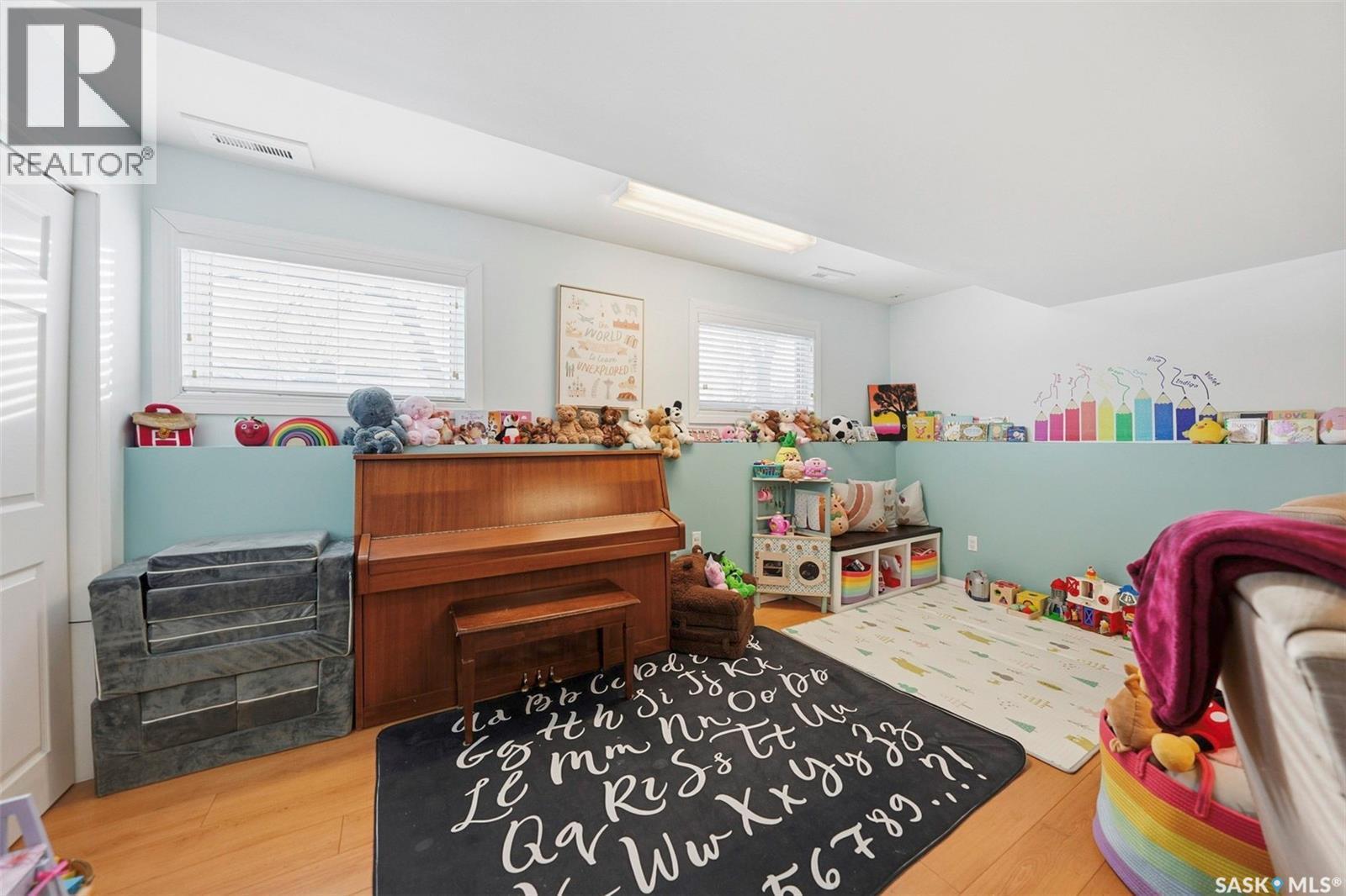 711 Kerr Road, Saskatoon, SK - Indoor