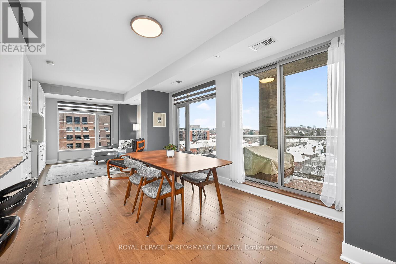 801 - 100 Champagne Avenue S, Ottawa, ON - Indoor Photo Showing Dining Room