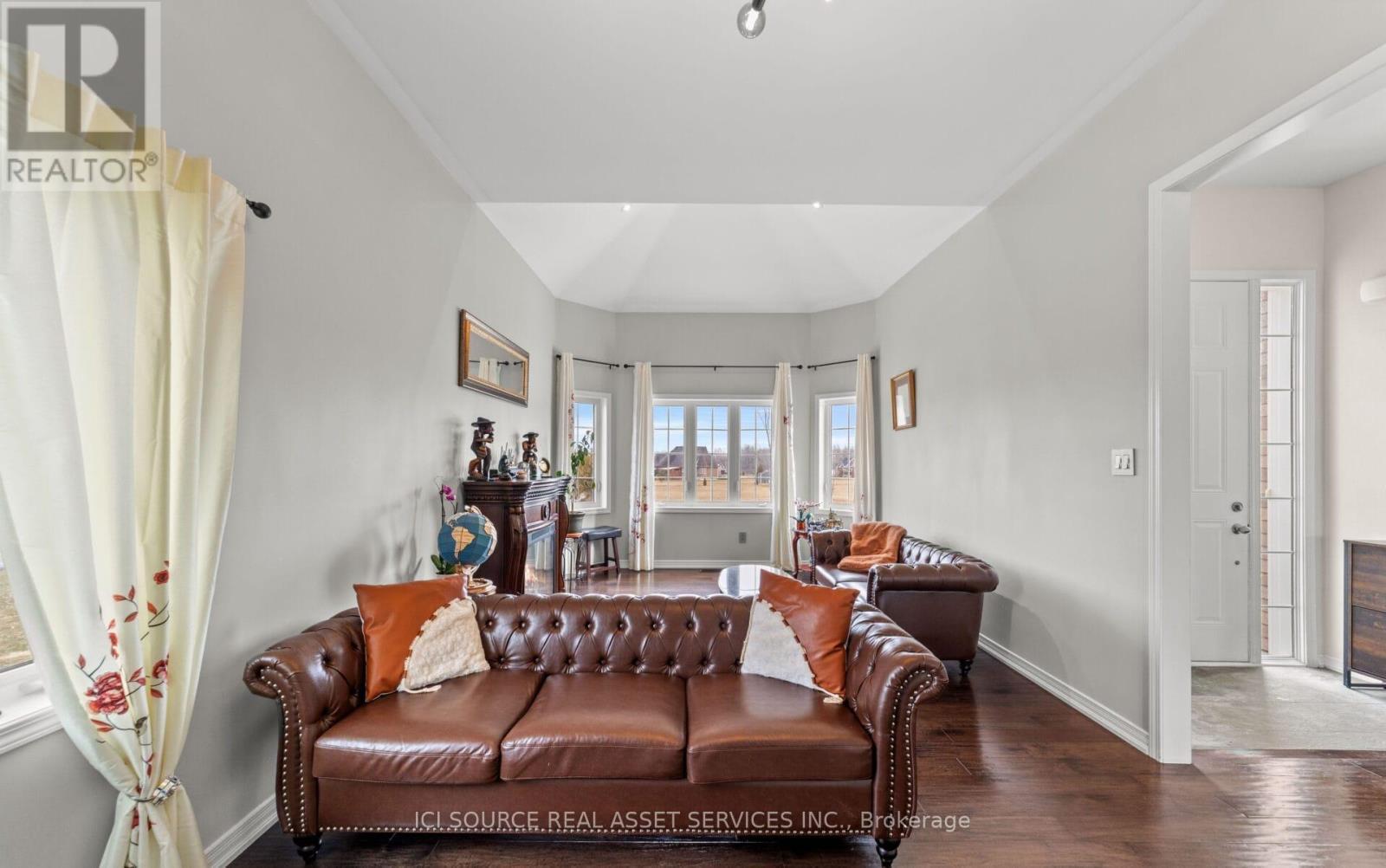 50 Songbird Crescent, Kawartha Lakes, ON - Indoor