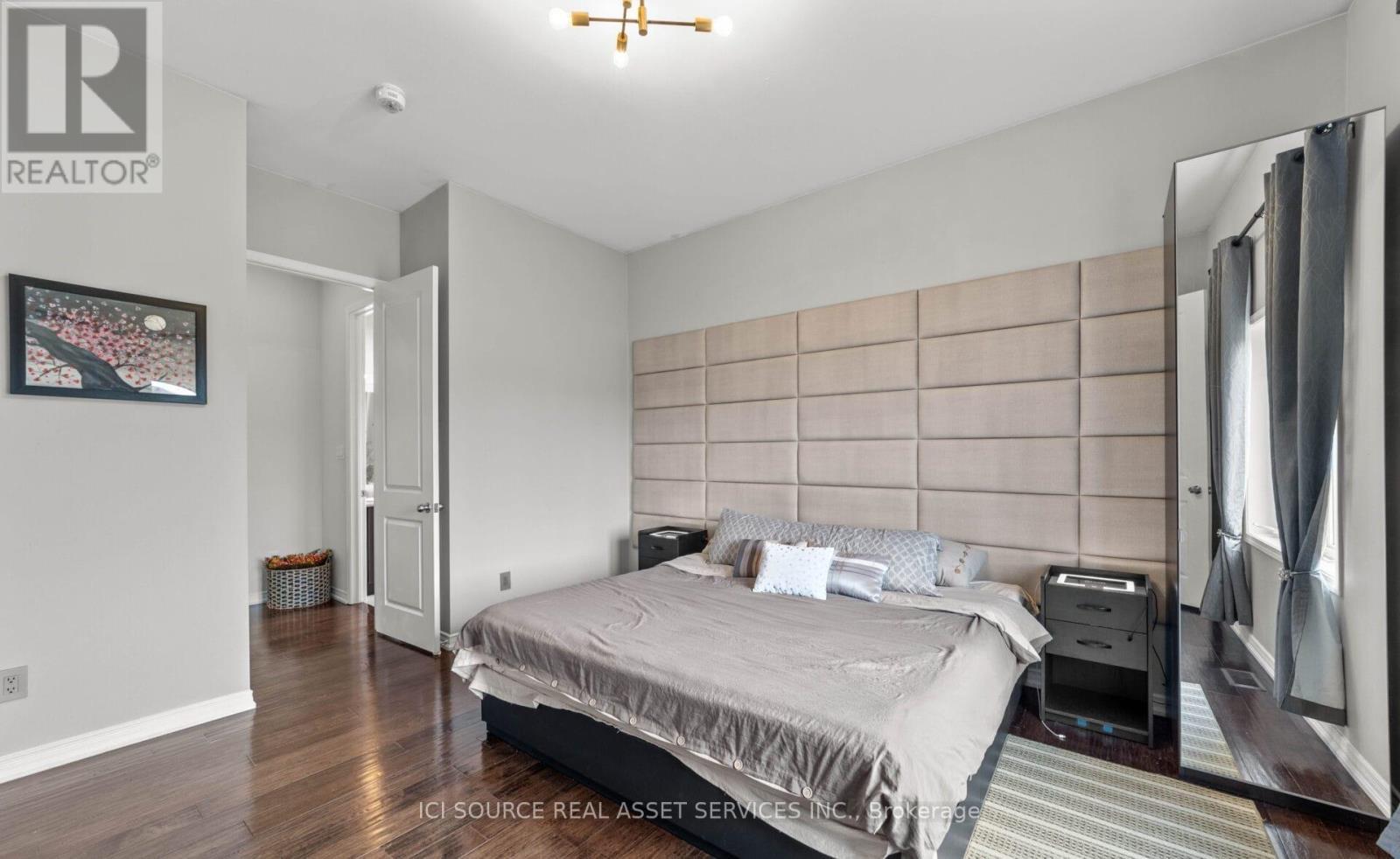 50 Songbird Crescent, Kawartha Lakes, ON - Indoor Photo Showing Bedroom