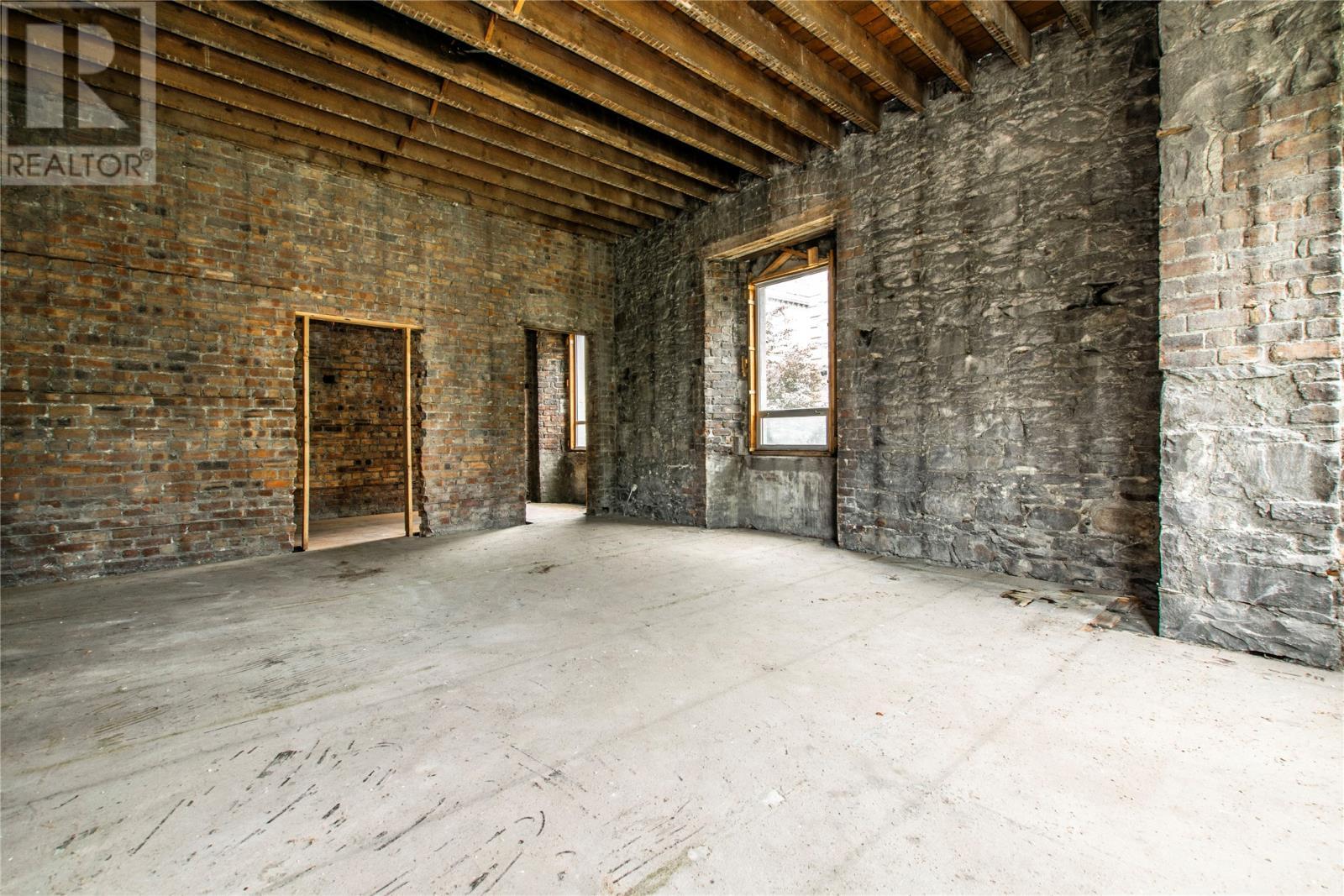 4 Merrymeeting Road, St. John'S, NL