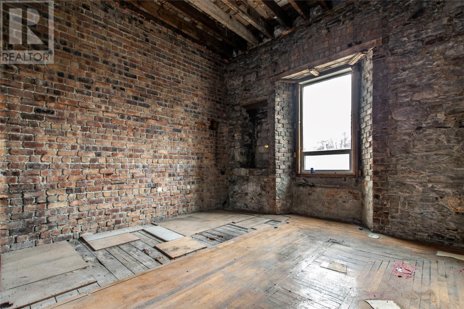 4 Merrymeeting Road, St. John'S, NL