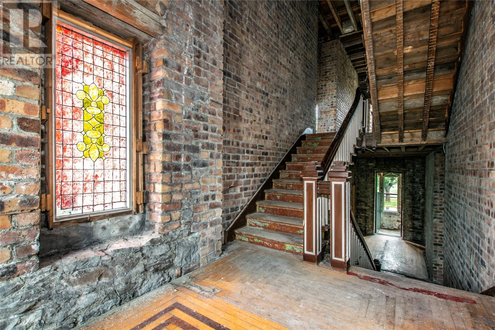 4 Merrymeeting Road, St. John'S, NL