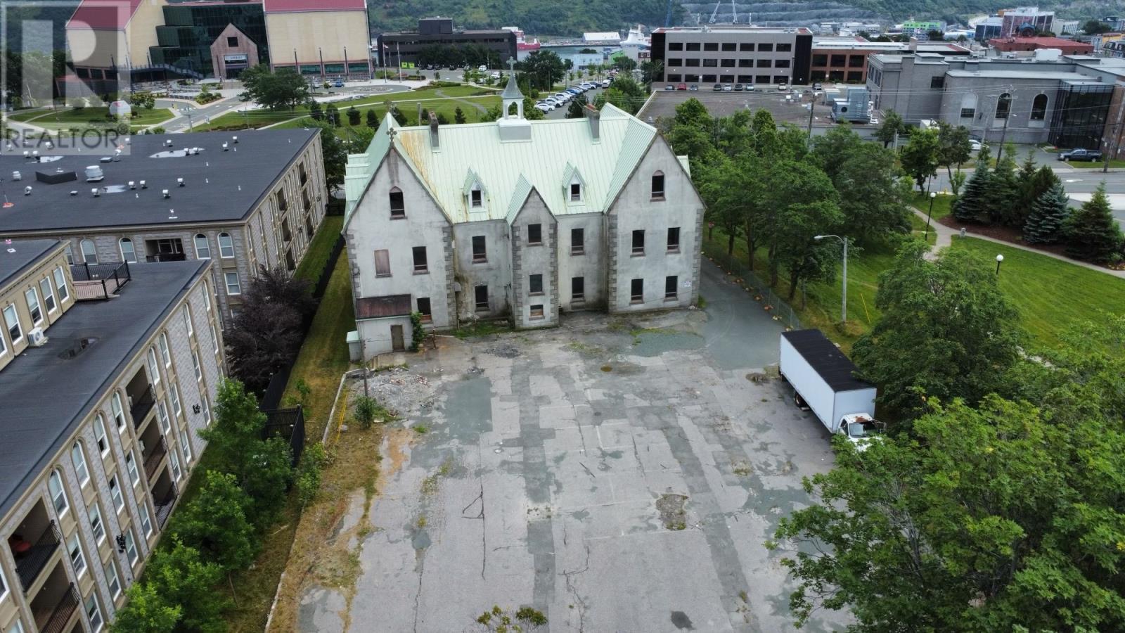 4 Merrymeeting Road, St. John'S, NL