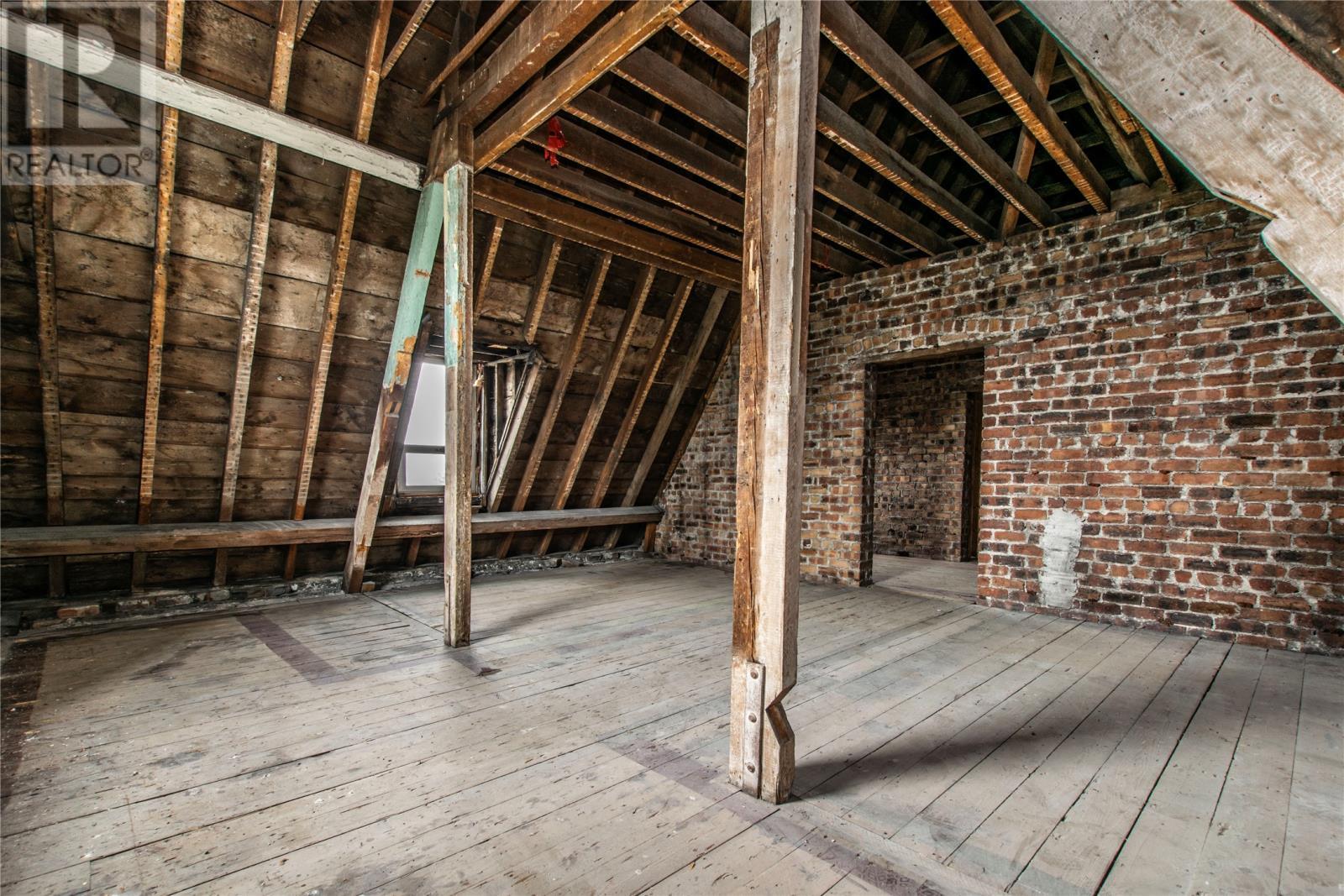 4 Merrymeeting Road, St. John'S, NL