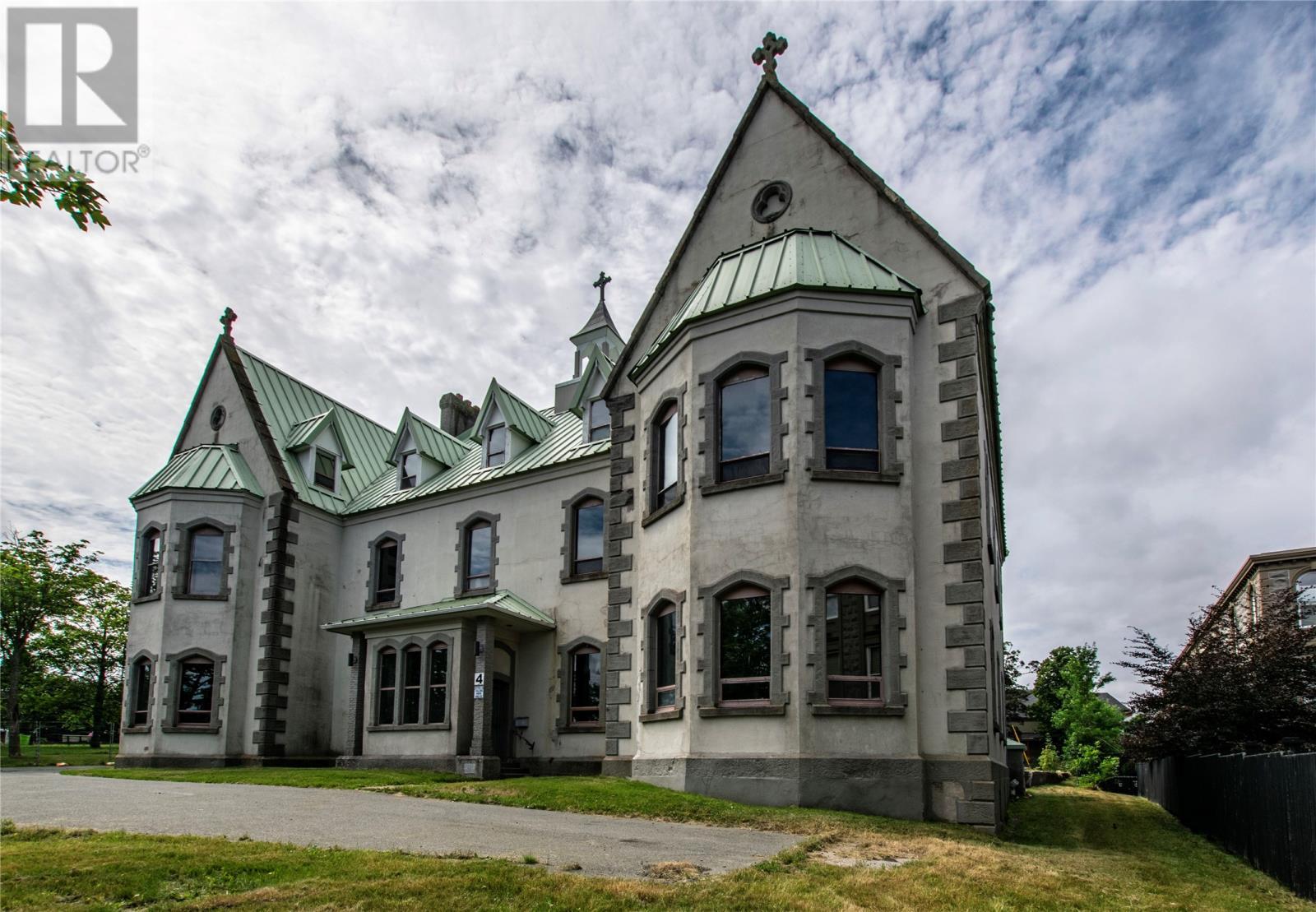 4 Merrymeeting Road, St. John'S, NL