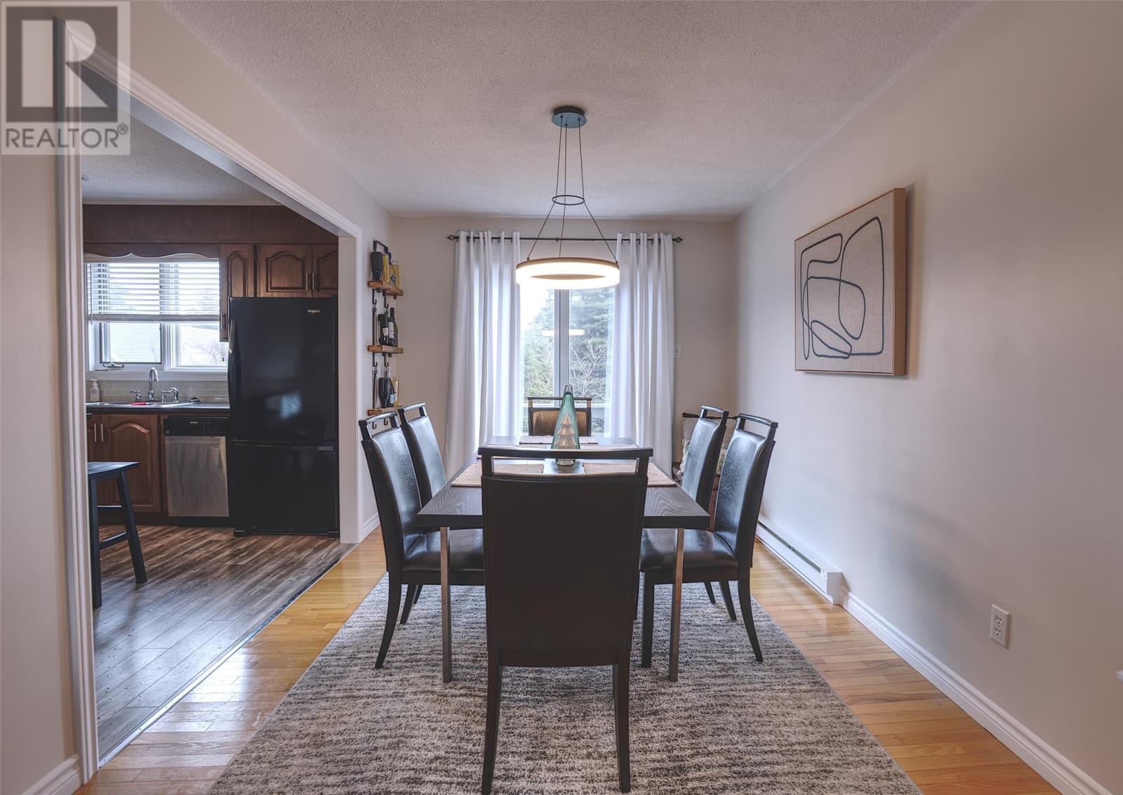 20 Mercers Road, Conception Bay South, NL - Indoor Photo Showing Dining Room