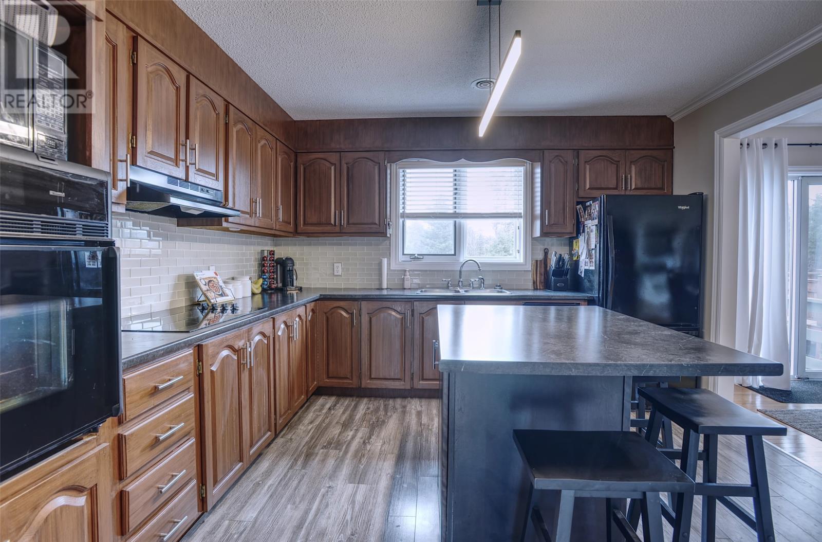 20 Mercers Road, Conception Bay South, NL - Indoor Photo Showing Kitchen