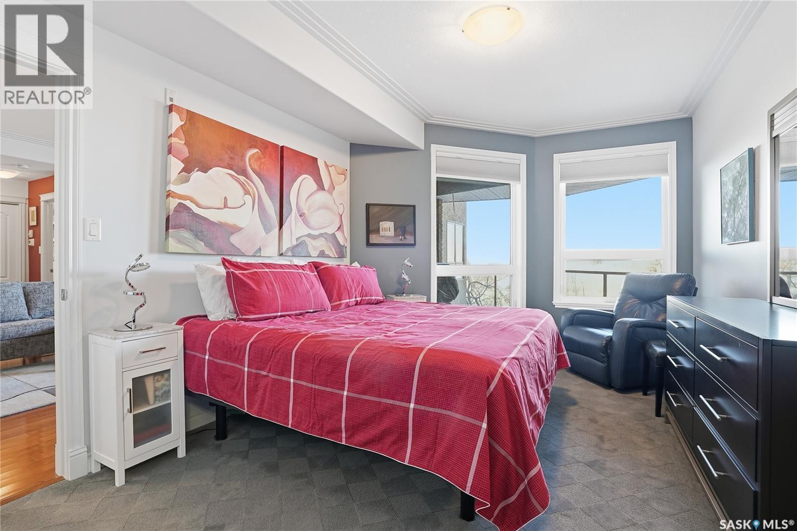 239 623 Saskatchewan Crescent W, Saskatoon, SK - Indoor Photo Showing Bedroom