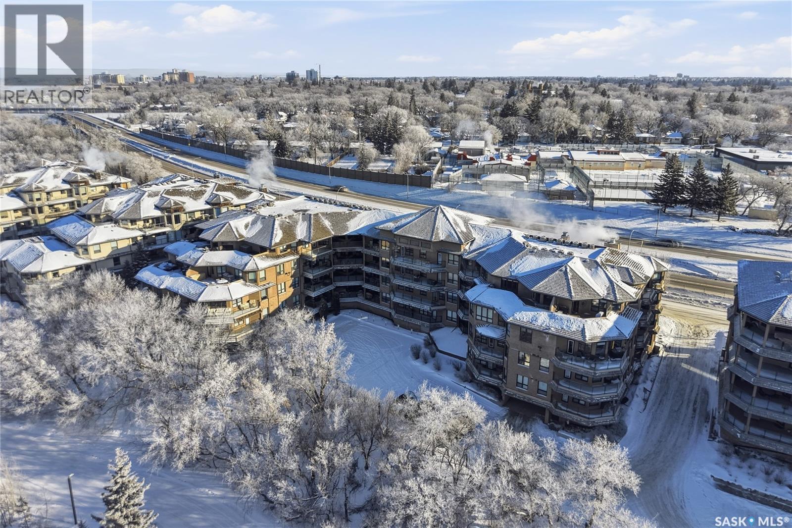 239 623 Saskatchewan Crescent W, Saskatoon, SK - Outdoor With View